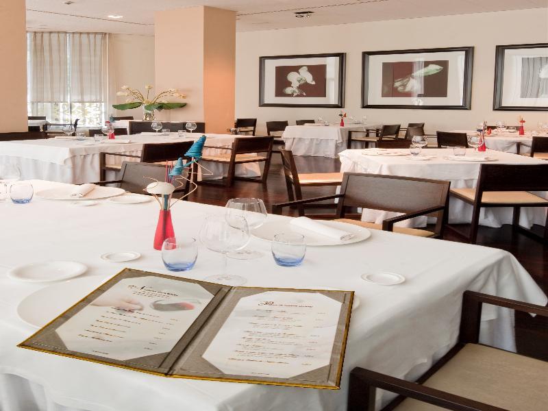 לנגראו Azz Asturias Langrehotel & Spa מראה חיצוני תמונה