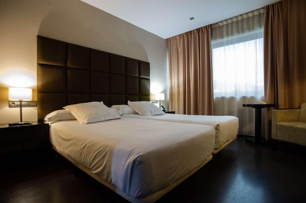 לנגראו Azz Asturias Langrehotel & Spa חדר תמונה