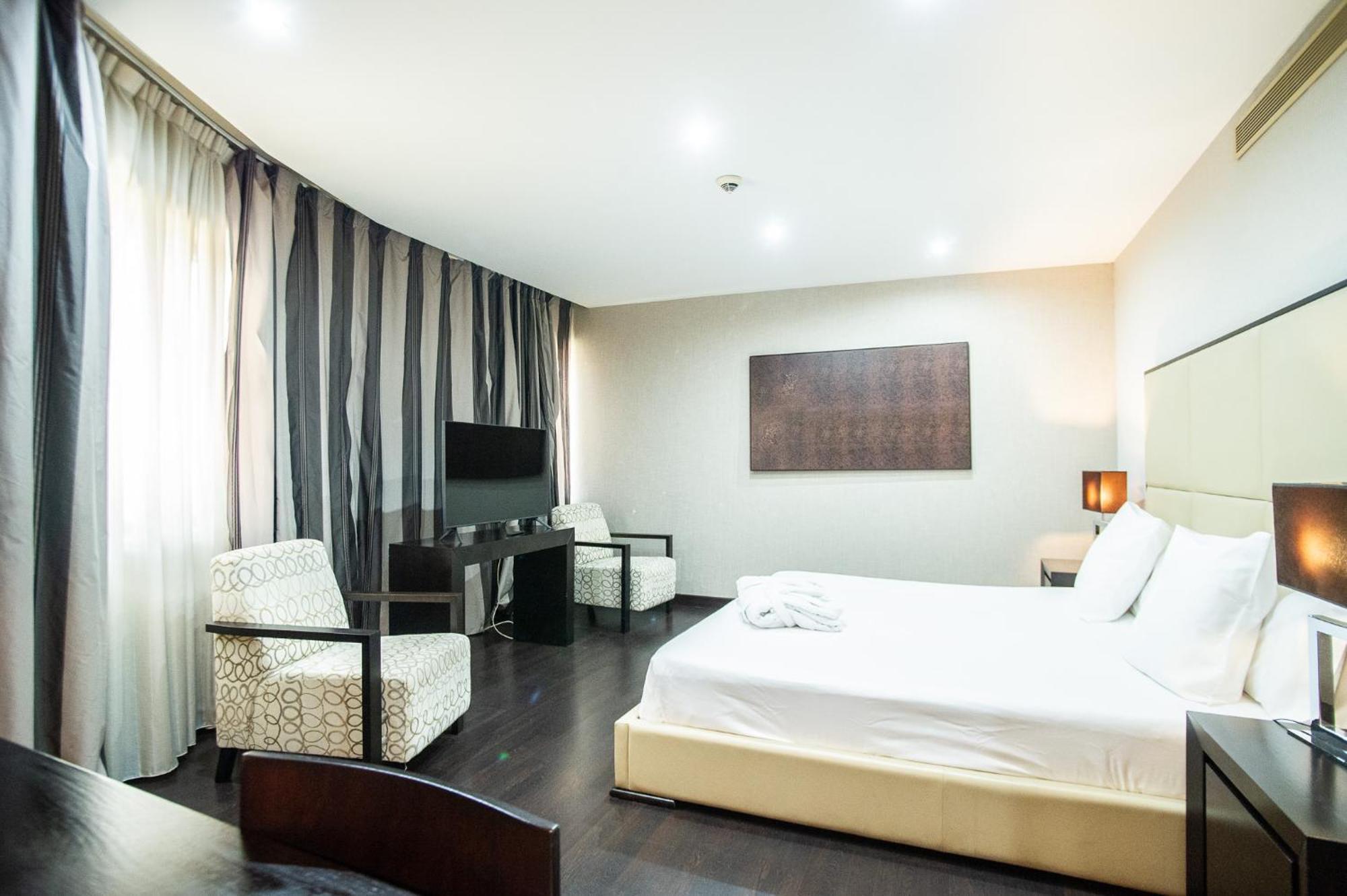לנגראו Azz Asturias Langrehotel & Spa מראה חיצוני תמונה