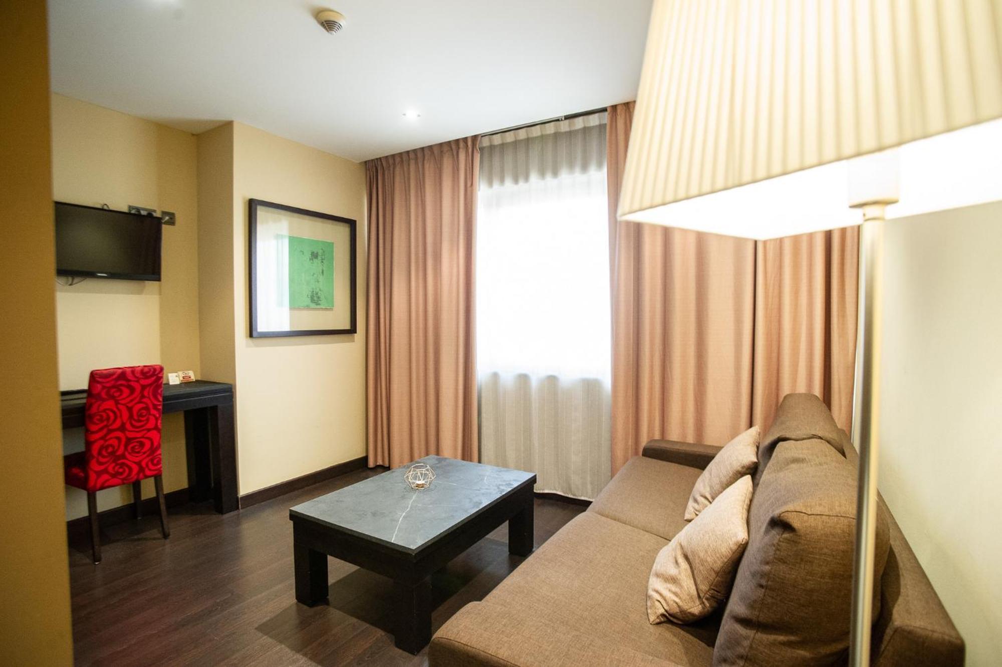 לנגראו Azz Asturias Langrehotel & Spa מראה חיצוני תמונה