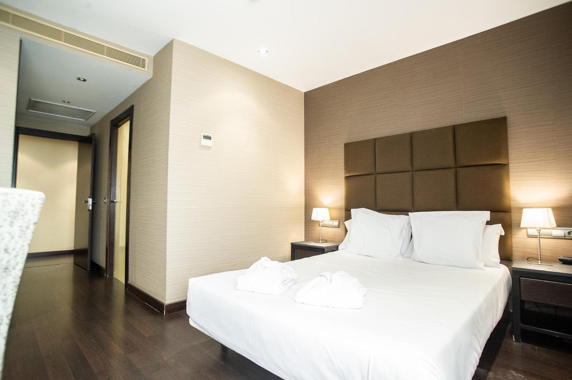 לנגראו Azz Asturias Langrehotel & Spa מראה חיצוני תמונה