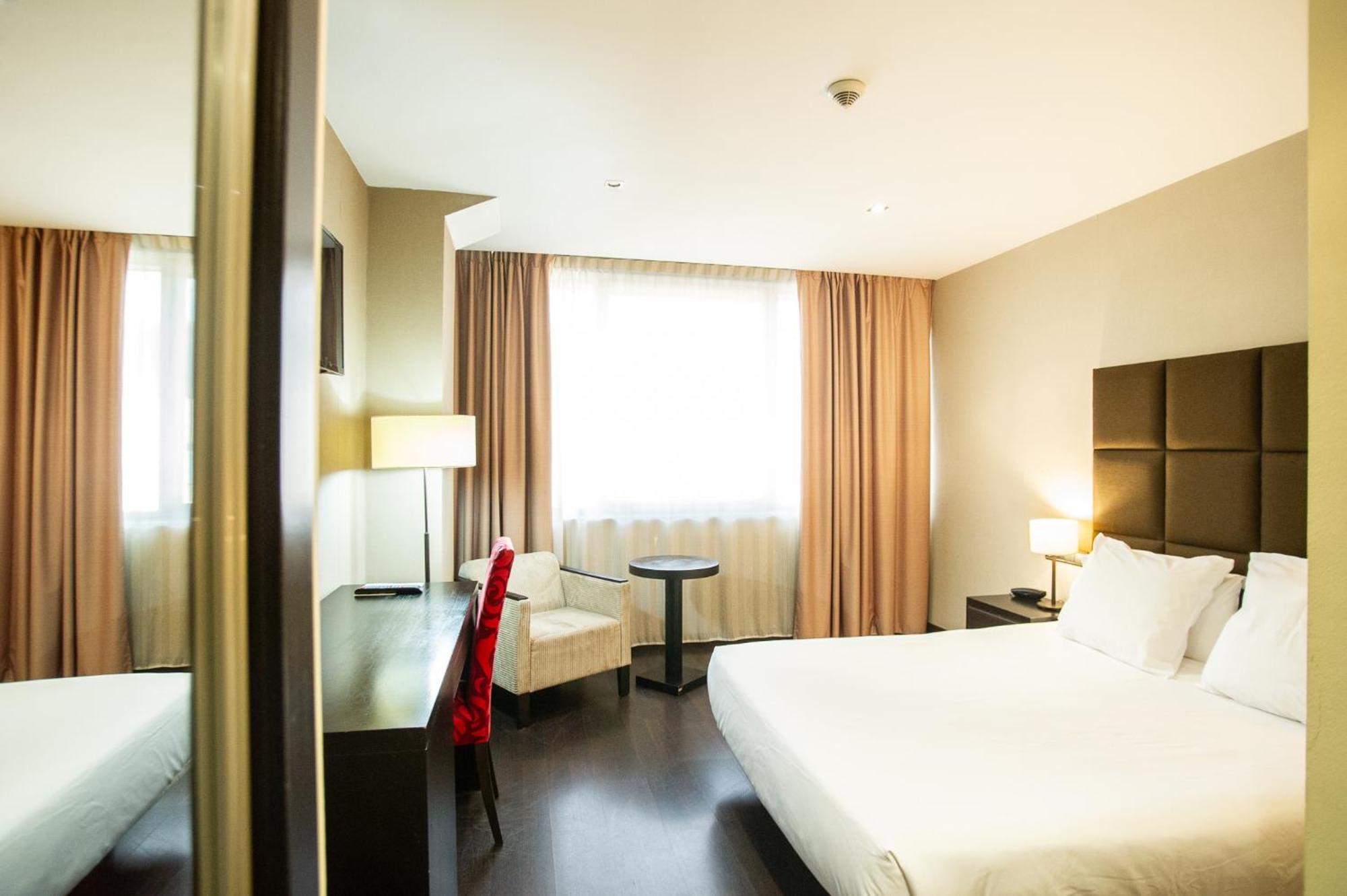 לנגראו Azz Asturias Langrehotel & Spa מראה חיצוני תמונה